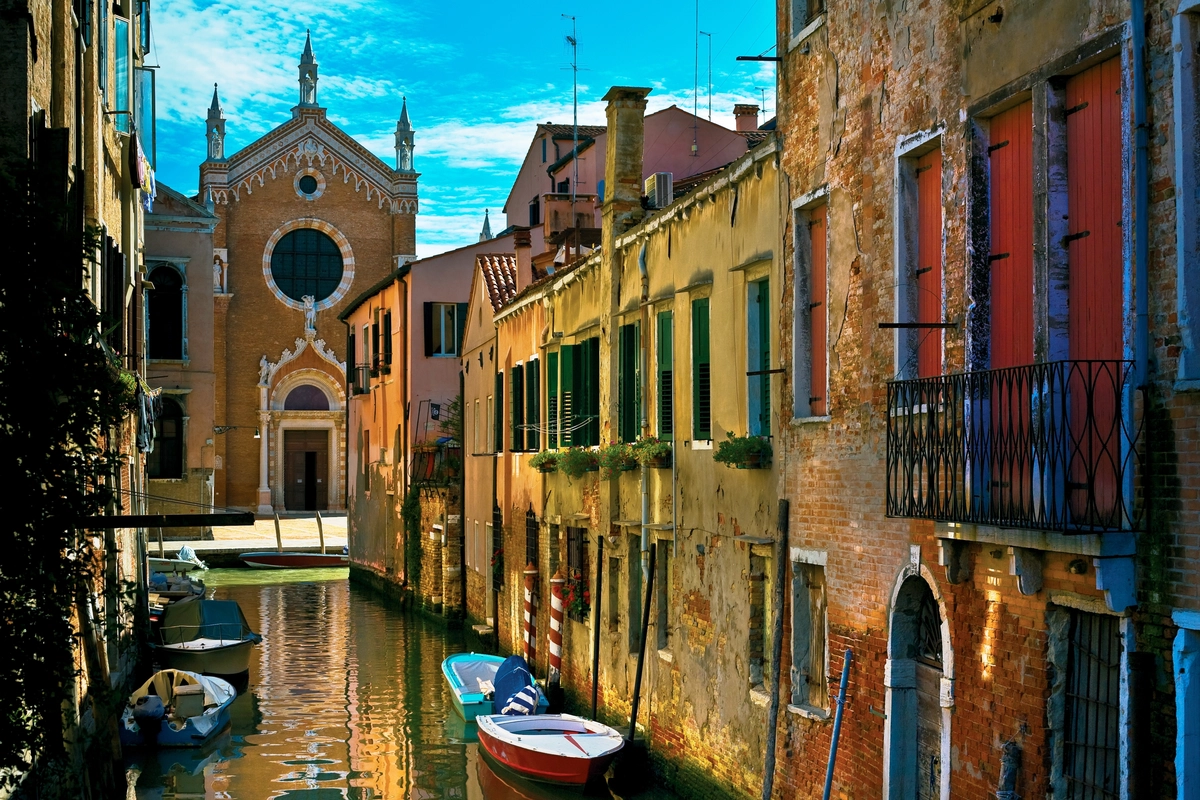 италия, каналы, архитектура, бежевые, коричневые, синие