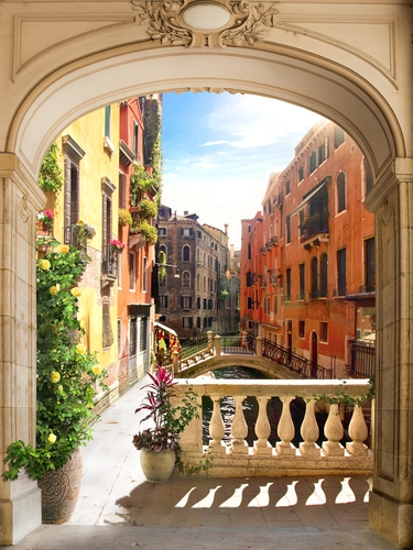 венеция, арка, мостик, водный канал, перила, дома, цветы, бежевые, коричневые
