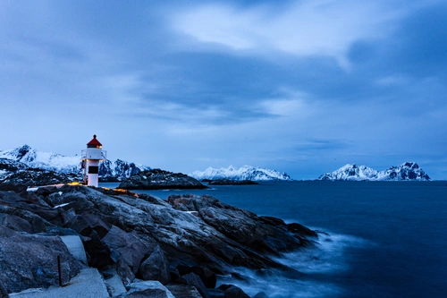 Норвегия, Лофотенские острова, горы, побережье, маяк, синие, голубые
