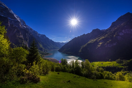 солнце, озеро, горы, лес, швейцария, синие, белые, зеленые