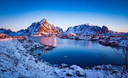 Норвегия, Лофотенские острова, горы, утро, Рейне, снег, голубые, синие