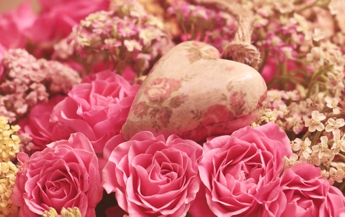 розы, цветы, цветочные, шкатулка, сердце, любовь, романтичные, розовые, бежевые, красные