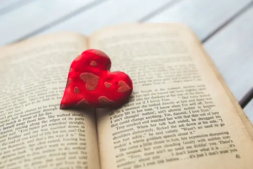 сердце, книга, любовь, бежевые, красные