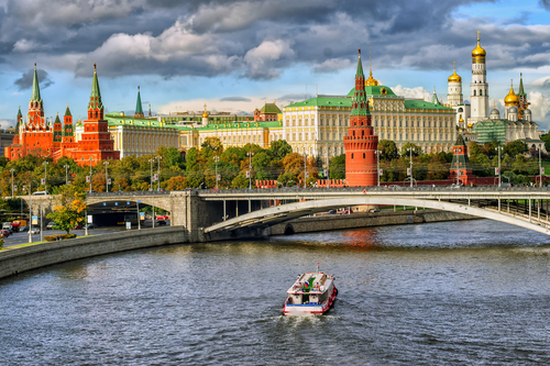 город, Москва, Кремль, мост, река, теплоход, красные, белые